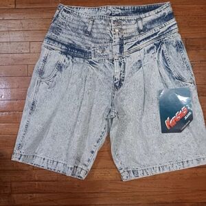 Kiss Men's Acid Wash Denim Shorts - Light Blue